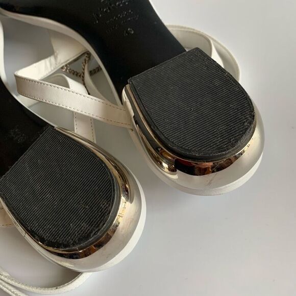 La Perla Leather T-Strap Chain Sandal in White Size 40 - Picture 9 of 12